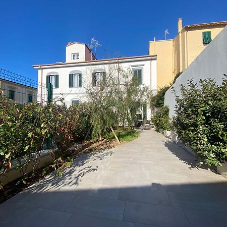 La Lanterna Sul Mare Villa Livorno Exterior photo